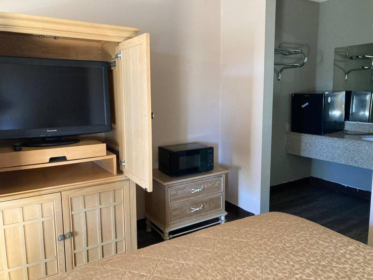 Tree Inn & Suites Albuquerque Esterno foto